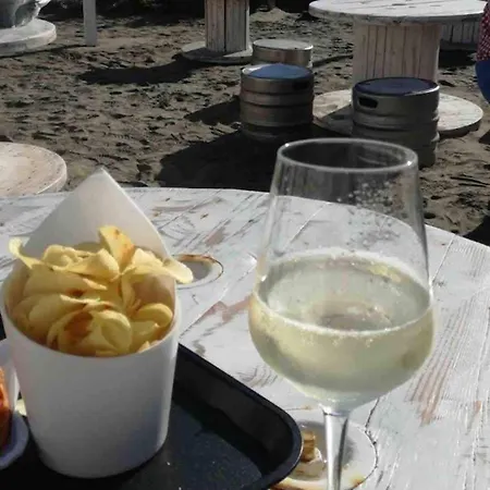 Apartment Charming 100 Meters From The Sea Lido di Ostia